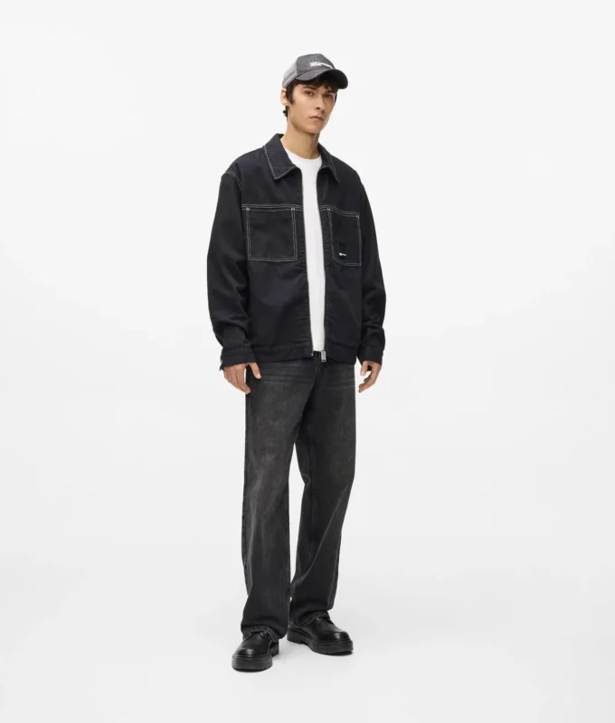 Jacke mit Kontrastnähten