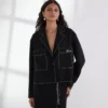 JACKE MIT KONTRASTSTICHEN JACKE MIT KONTRASTSTICHEN