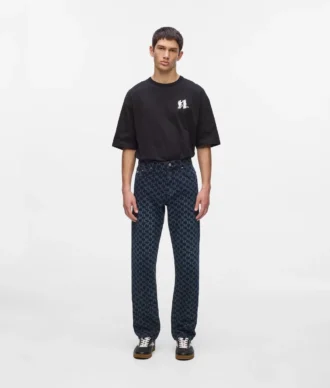Jeans mit durchgehendem Monogramm