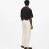 JEANS MIT KONTRASTSTICHEN JEANS MIT KONTRASTSTICHEN