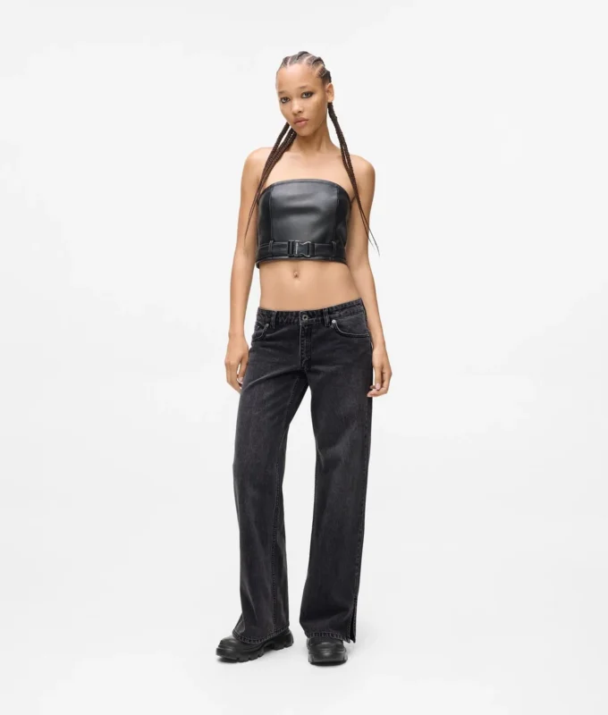 Jeans mit niedriger Leibhöhe und weitem Bein