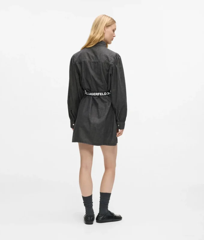 Jeanskleid mit Gürtel