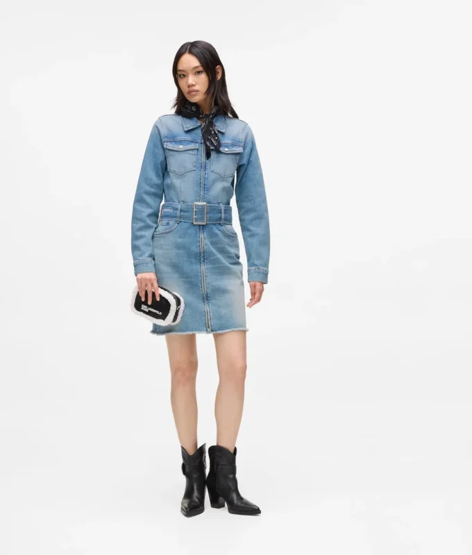 Jeanskleid mit Gürtel