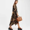 K/CIRCLE PERFORATED SMALL TOTE BAG K/CIRCLE PERFORATED SMALL TOTE BAG