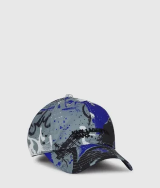 Kappe mit Graffiti-Print