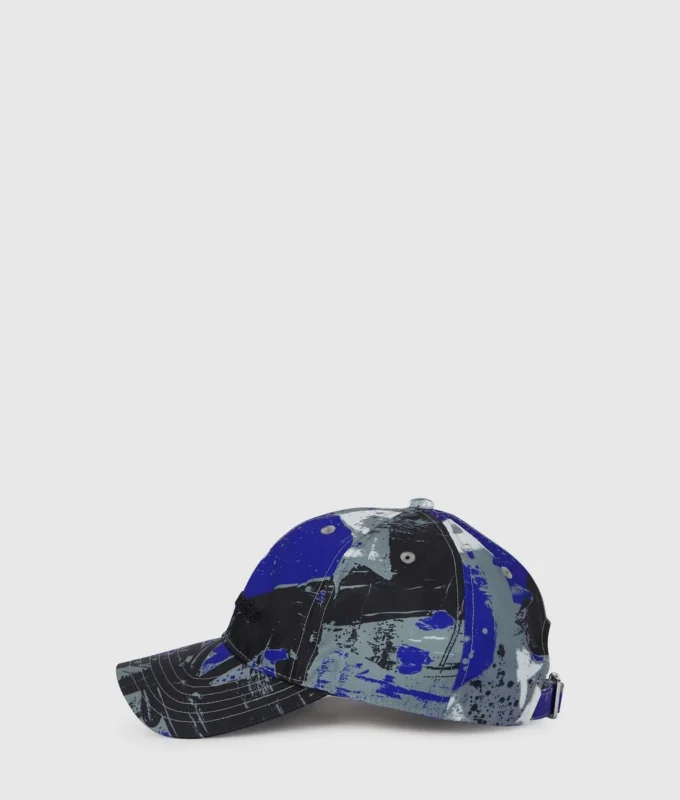 Kappe mit Graffiti-Print