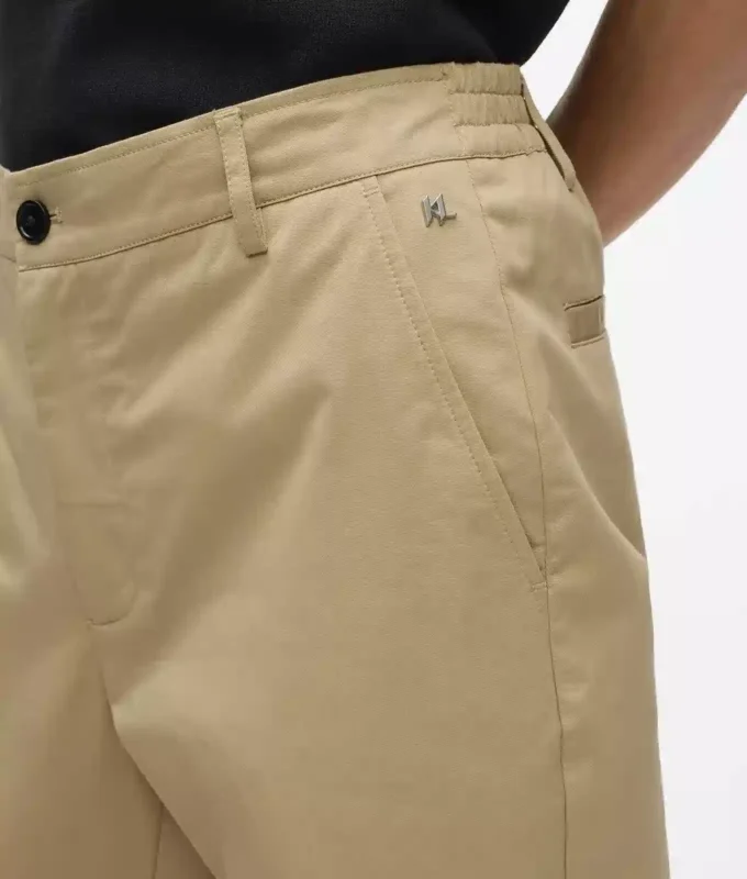 Klassische Chino-Hose Klassische Chino-Hose