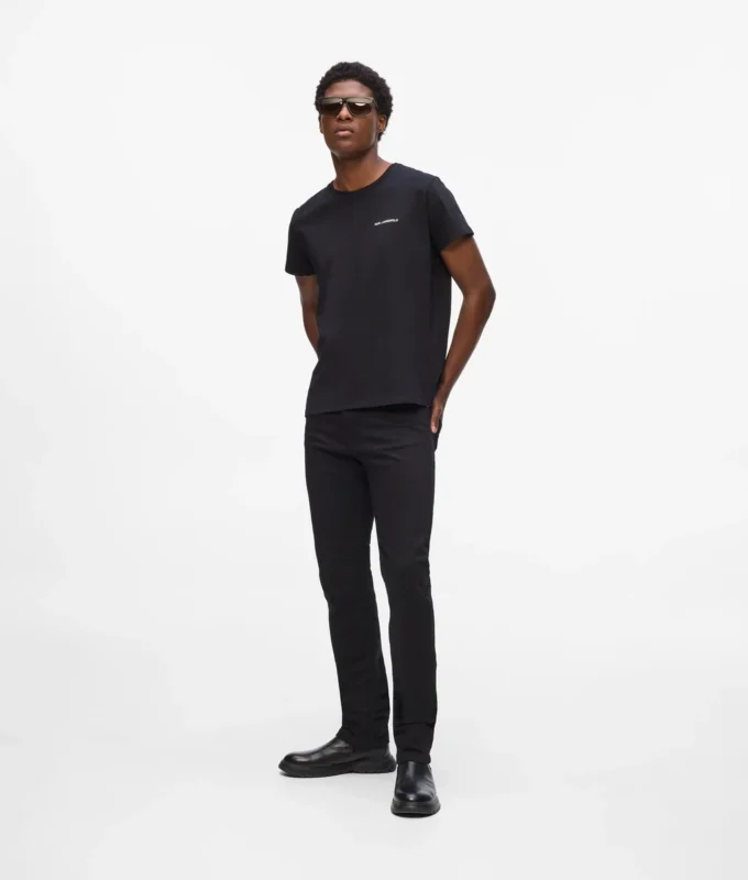 KLASSISCHE JEANS