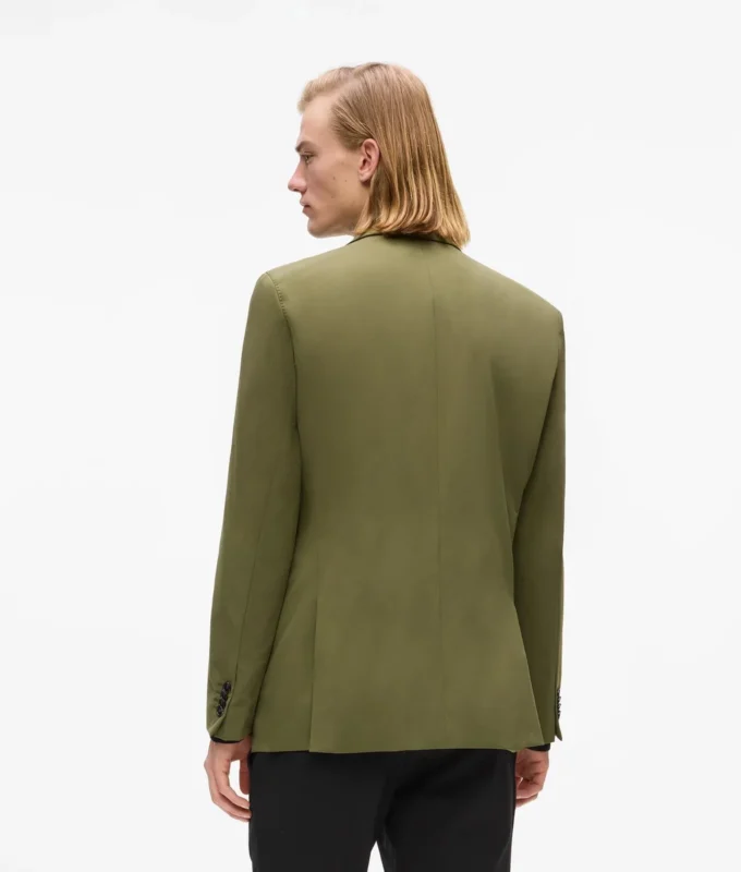 Klassischer, taillierter Blazer Klassischer, taillierter Blazer