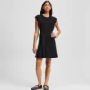 KLEID AUS MISCHGEWEBE