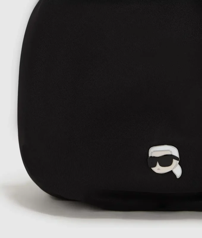 Kleine Ikon-Beuteltasche aus Nylon Kleine Ikon-Beuteltasche aus Nylon