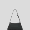 KLEINE SCHULTERTASCHE MIT METALLLOGO KLEINE SCHULTERTASCHE MIT METALLLOGO