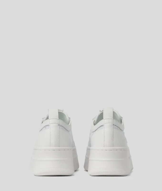 KOBE SIGNATURE SNEAKERS KOBE SIGNATURE SNEAKERS