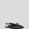 KONNIE SIGNIA SLINGBACK-SANDALEN MIT KETTE KONNIE SIGNIA SLINGBACK-SANDALEN MIT KETTE