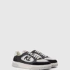 Kourtney Sneakers mit seitlicher Verzierung Kourtney Sneakers mit seitlicher Verzierung