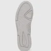 Kourtney Sneakers mit seitlicher Verzierung Kourtney Sneakers mit seitlicher Verzierung