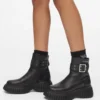 Kreeper-Stiefel mit Keilabsatz in Wadenlänge Kreeper-Stiefel mit Keilabsatz in Wadenlänge
