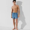 KURZE BOARDSHORTS MIT METALLIC-LOGO KURZE BOARDSHORTS MIT METALLIC-LOGO