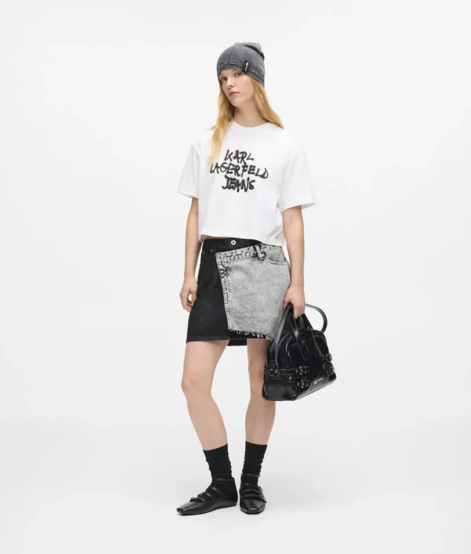 Kurzes Graffiti-T-Shirt