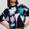 KURZES T-SHIRT MIT BLUMENMUSTER
