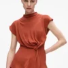 KURZÄRMELIGE BLUSE MIT KNOTEN KURZÄRMELIGE BLUSE MIT KNOTEN