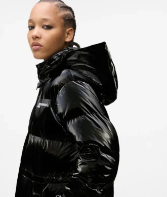 Lange Pufferjacke mit Perlmuttglanz