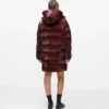 Lange Pufferjacke mit Perlmuttglanz