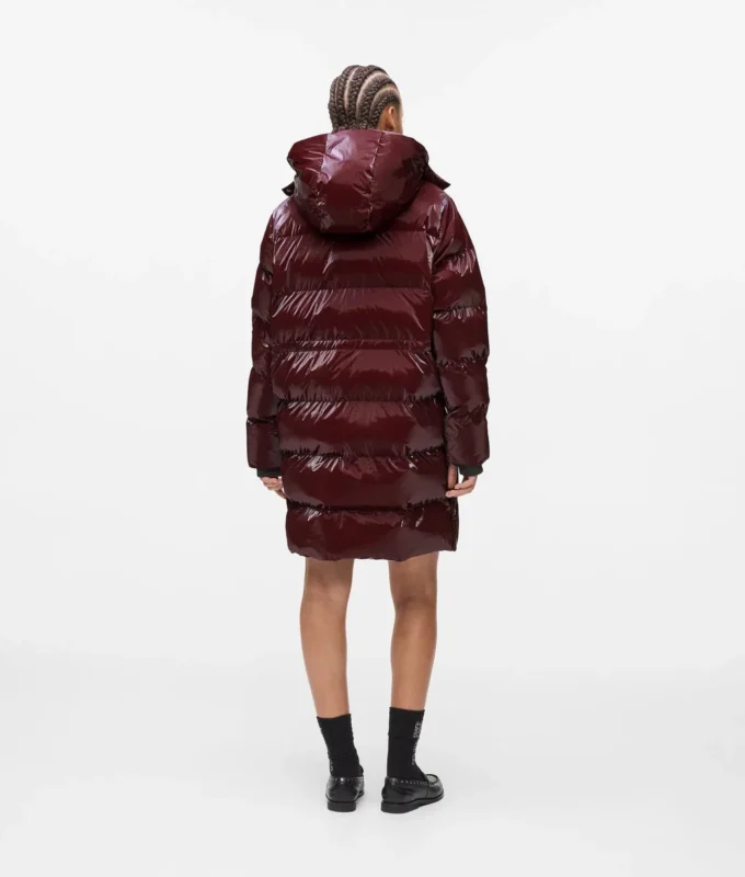 Lange Pufferjacke mit Perlmuttglanz