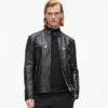 Lederjacke mit hohem Kragen Lederjacke mit hohem Kragen
