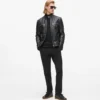 Lederjacke mit hohem Kragen Lederjacke mit hohem Kragen