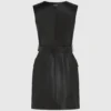 Lederkleid mit Knopfdetails