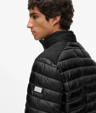 Leichte Daunenjacke