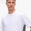 Locker geschnittenes T-Shirt mit Karl-Print