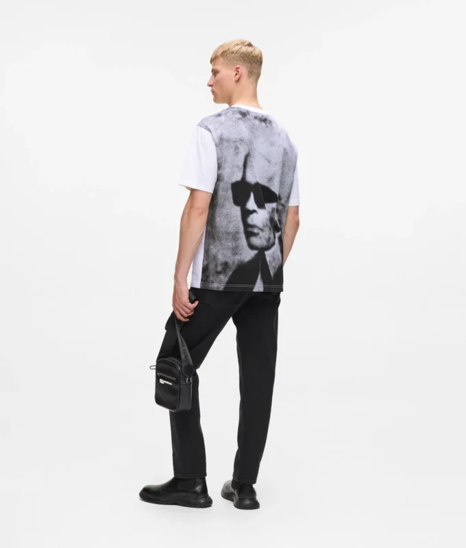 Locker geschnittenes T-Shirt mit Karl-Print