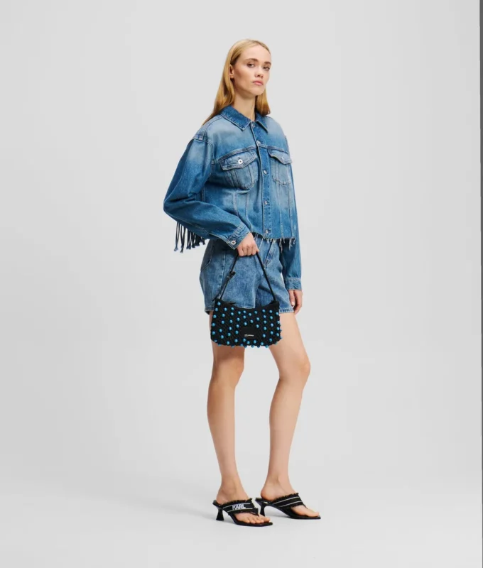 LOCKERE JEANSJACKE MIT FRANSEN