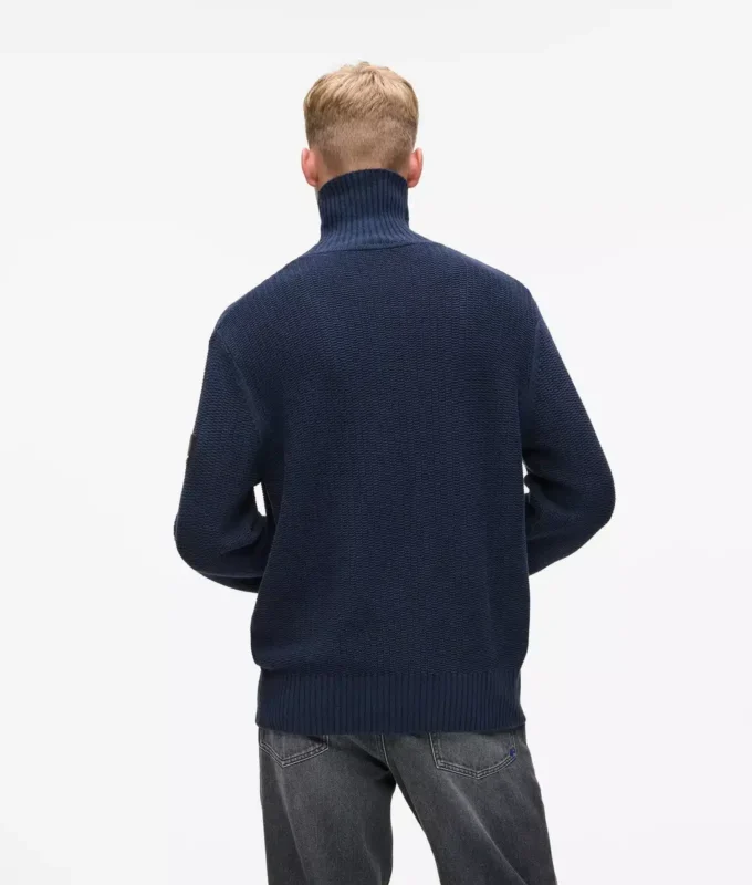 Lockerer Rollkragenpullover Lockerer Rollkragenpullover