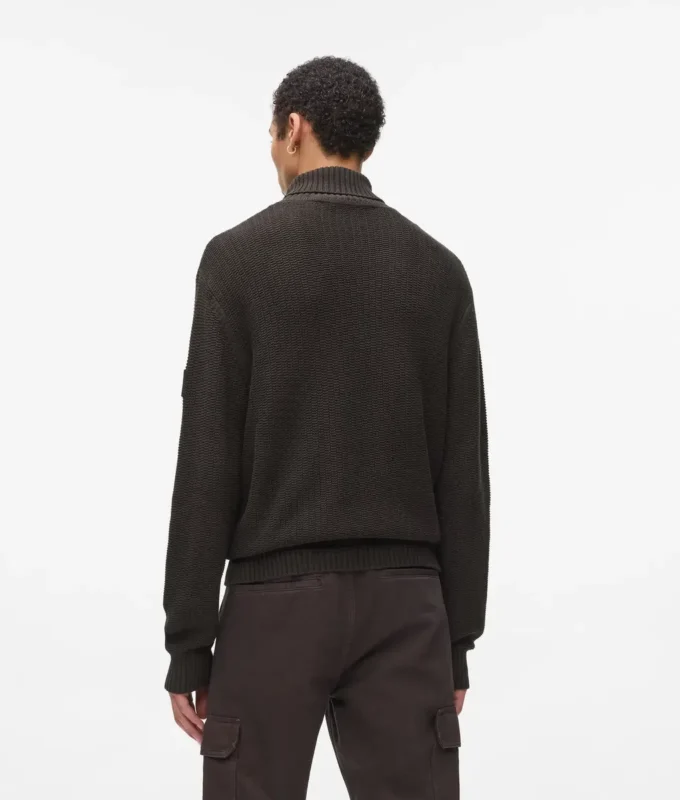 Lockerer Rollkragenpullover Lockerer Rollkragenpullover