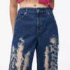 Lässige Jeans mit mittlerer Leibhöhe und Used-Look
