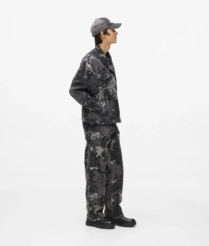Lässige Jeans mit Paint-Effekt Lässige Jeans mit Paint-Effekt