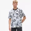 Lässiges T-Shirt mit durchgehendem Monogramm-Print