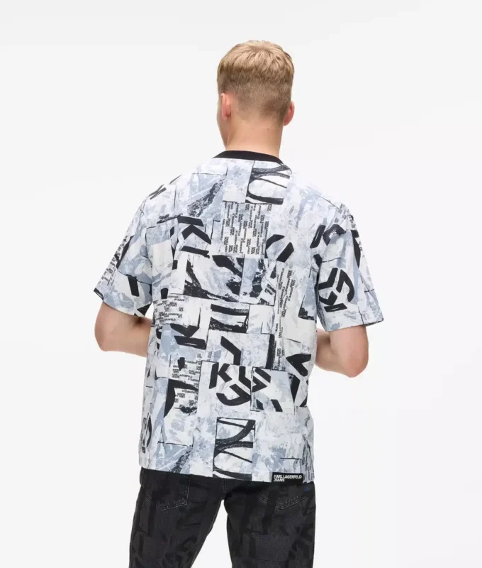 Lässiges T-Shirt mit durchgehendem Monogramm-Print