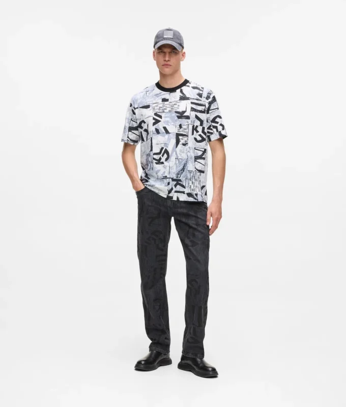 Lässiges T-Shirt mit durchgehendem Monogramm-Print