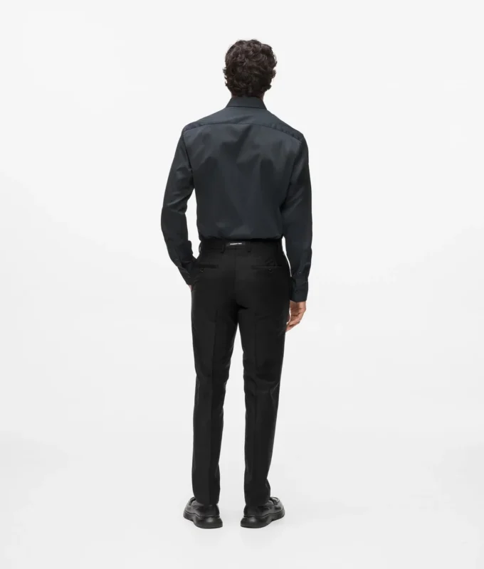 Maßgeschneiderte Hose aus Wollmischung Maßgeschneiderte Hose aus Wollmischung