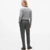 Maßgeschneiderte Hose mit geradem Bein Maßgeschneiderte Hose mit geradem Bein