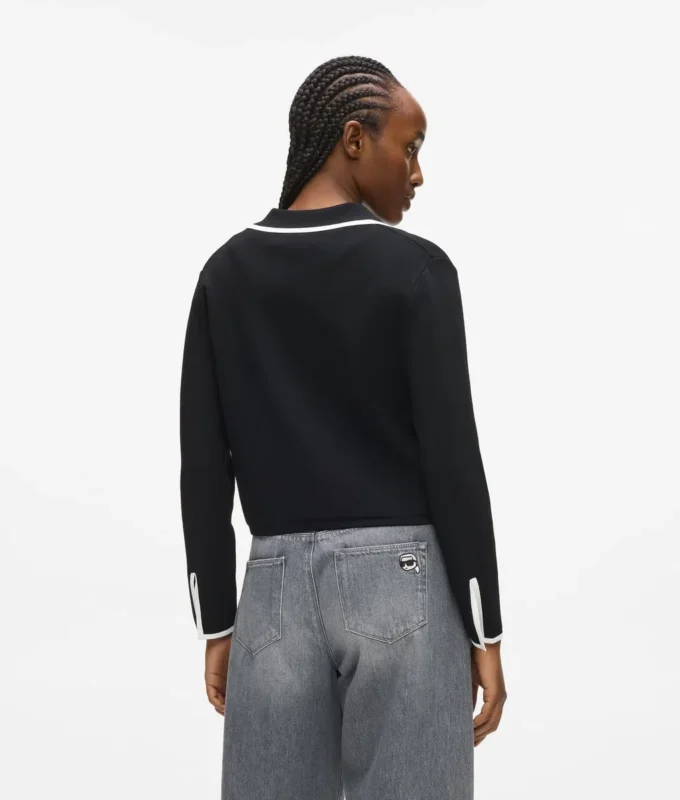 Maßgeschneiderte Strickjacke