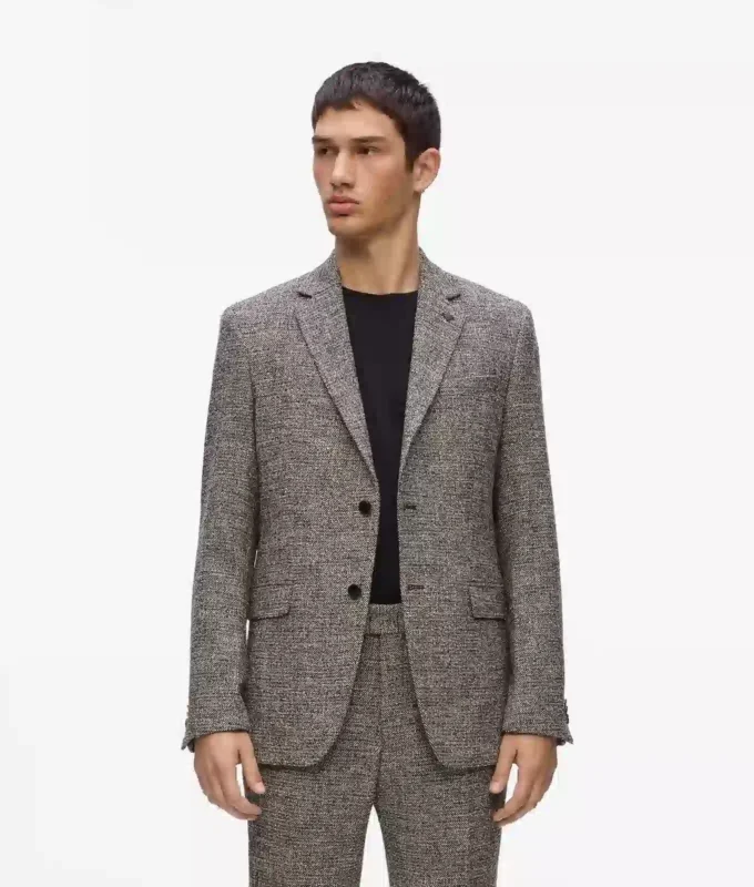 Maßgeschneiderter Blazer Maßgeschneiderter Blazer