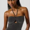 Metallischer Badeanzug mit Neckholder Metallischer Badeanzug mit Neckholder