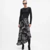 Midi-Kleid mit Paris-Skizzen Midi-Kleid mit Paris-Skizzen