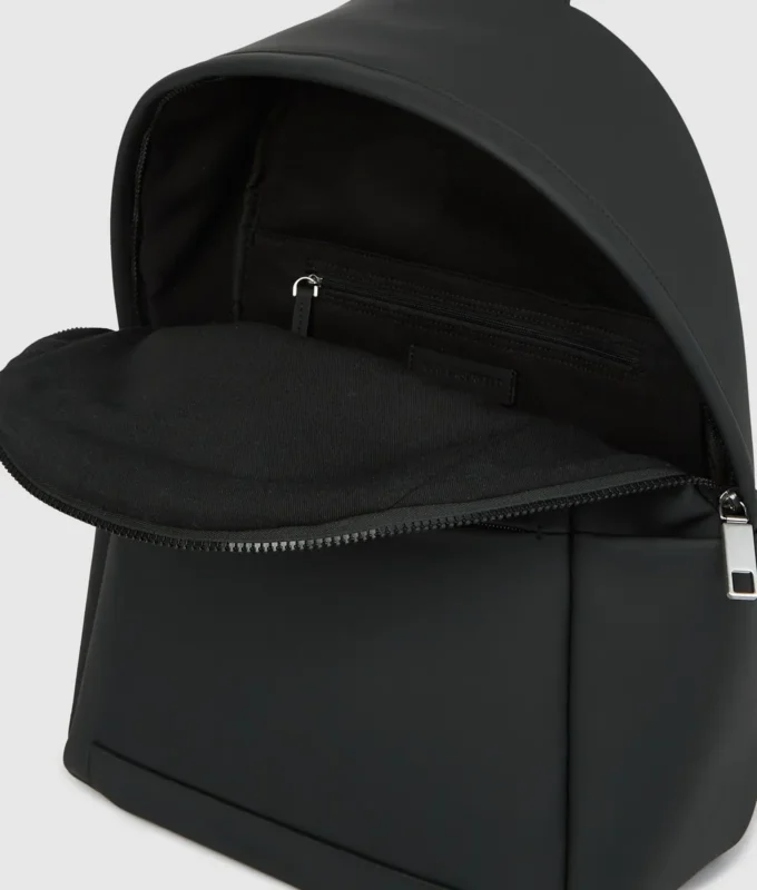 Minimalistischer Rucksack mit Logo Minimalistischer Rucksack mit Logo