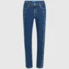 Mom-Jeans mit Nieten Mom-Jeans mit Nieten